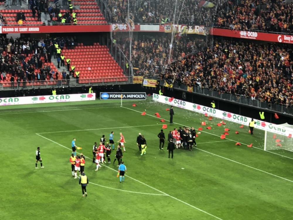 15, 朗斯主场不敌弱旅爆冷门输球  